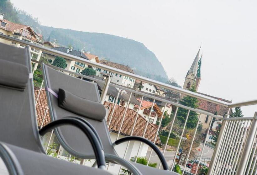 스탠다드 룸, Zum Schwarzen Kus