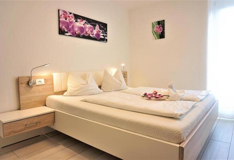 침실 1개 전망 아파트, Zum Schwarzen Kus