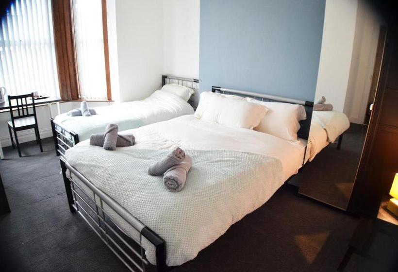 标准三人间, Old Swan Guest House