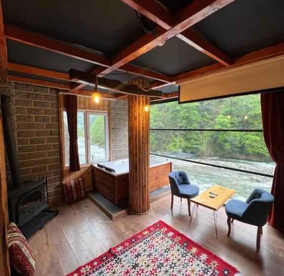 디럭스 룸, Valley Suit Otel