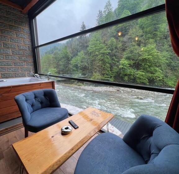 디럭스 룸, Valley Suit Otel