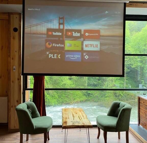 디럭스 룸, Valley Suit Otel