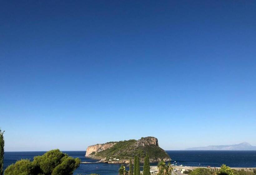 Standard room with outdoor bath, Villa Nappi Bed & Breakfast