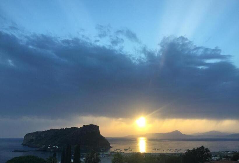 Стандартный внешний трехместный номер с ванной комнатой, Villa Nappi Bed & Breakfast