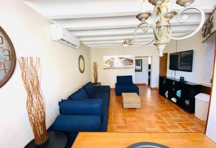 プールの見える１ベッドルームアパートメント, Condo De Cortez