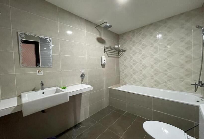 프레지덴셜 스위트, Hilltop Hotel Tanjung Malim