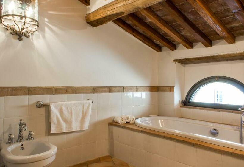 اتاق لوکس, La Posta Regia