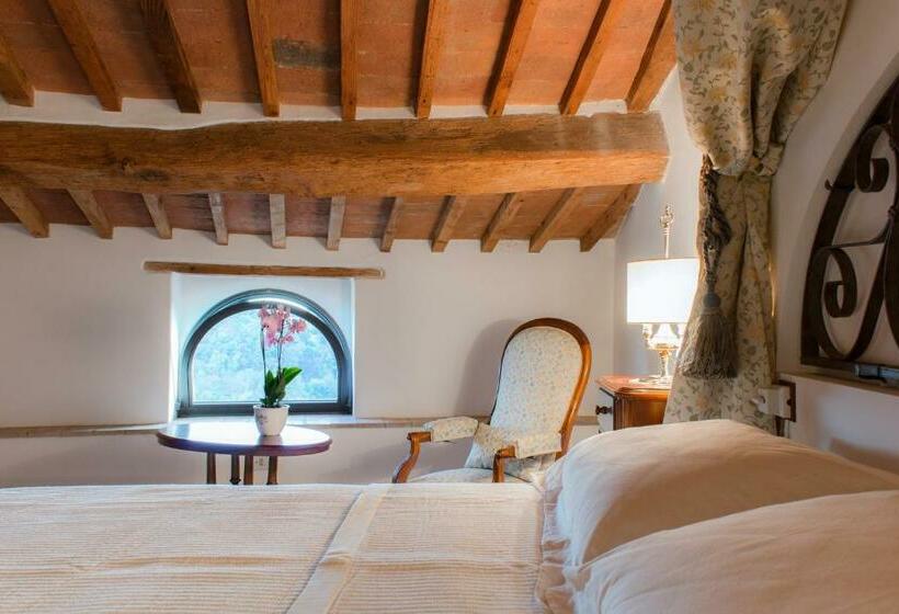 اتاق لوکس, La Posta Regia