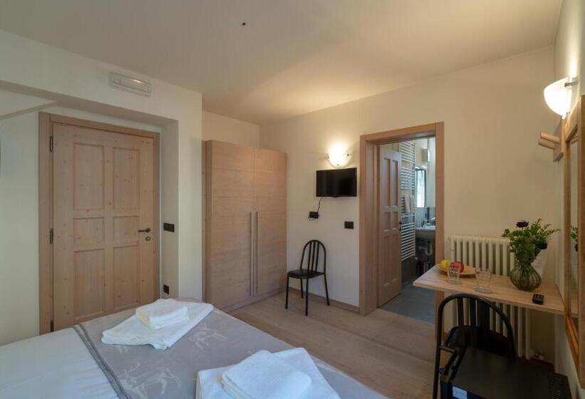 스탠다드 룸, Marzia Lounge