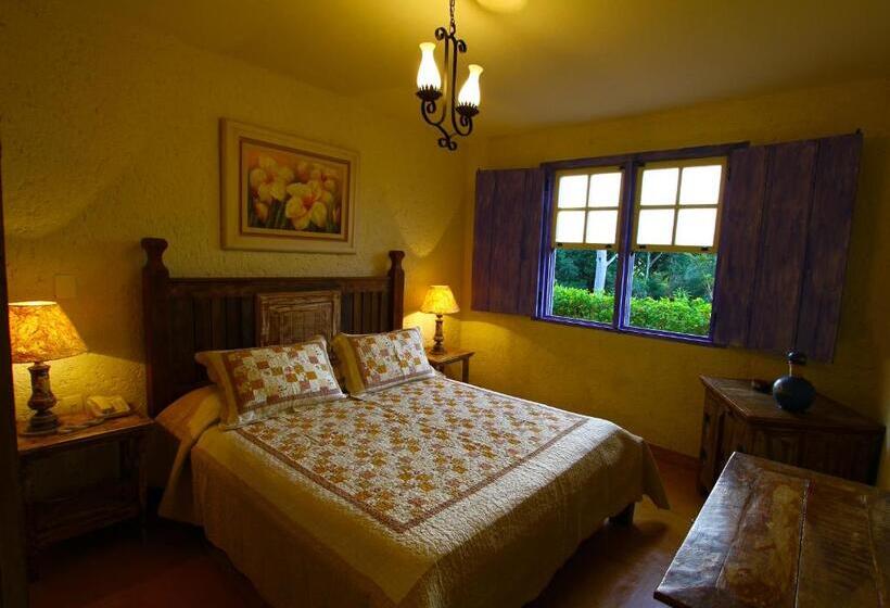 Номер Deluxe, A Casa Vermelha Hospedaria