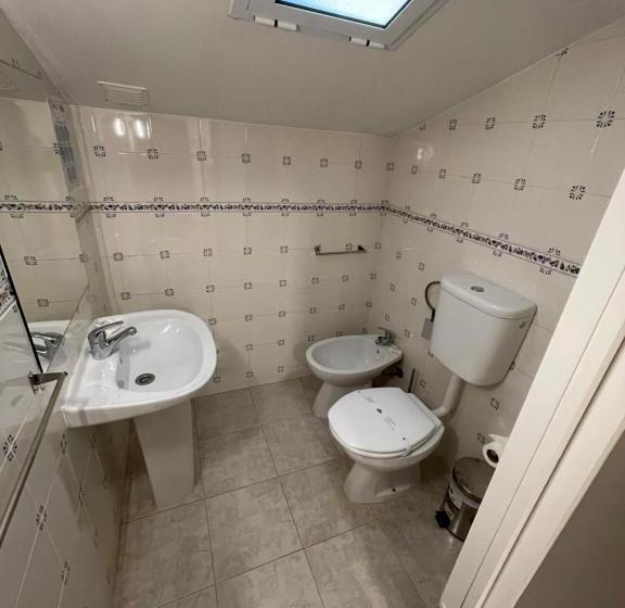 غرفة قياسية مع حمام خارجي, Guest House Towercc