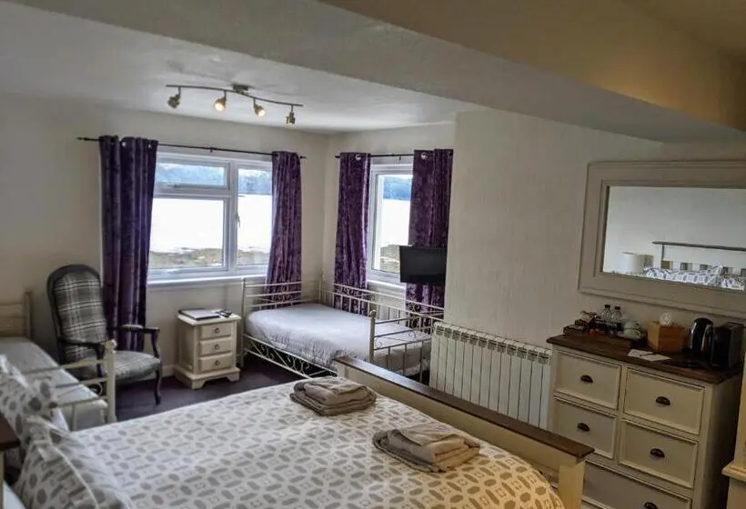 オーシャンビューファミリールーム, Rockvilla Guest House