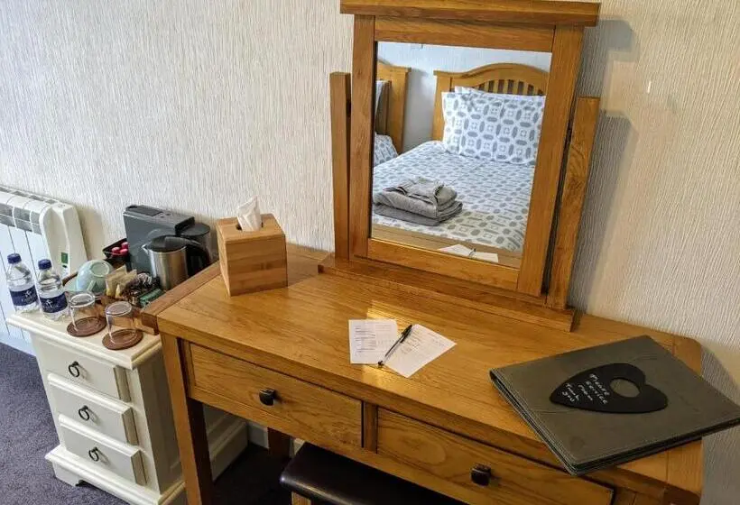 オーシャンビュースタンダードルーム, Rockvilla Guest House