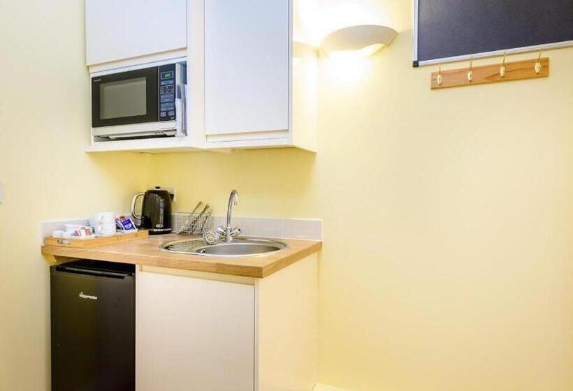 Апартаменты Superior 1 Спальня, 1 Riverside Apartments