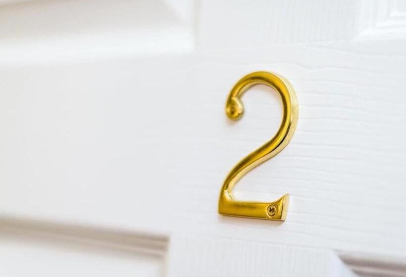 Апартаменты Superior 1 Спальня, 1 Riverside Apartments