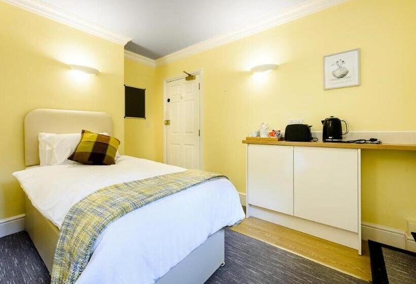 Апартаменты 1 Спальня, 1 Riverside Apartments