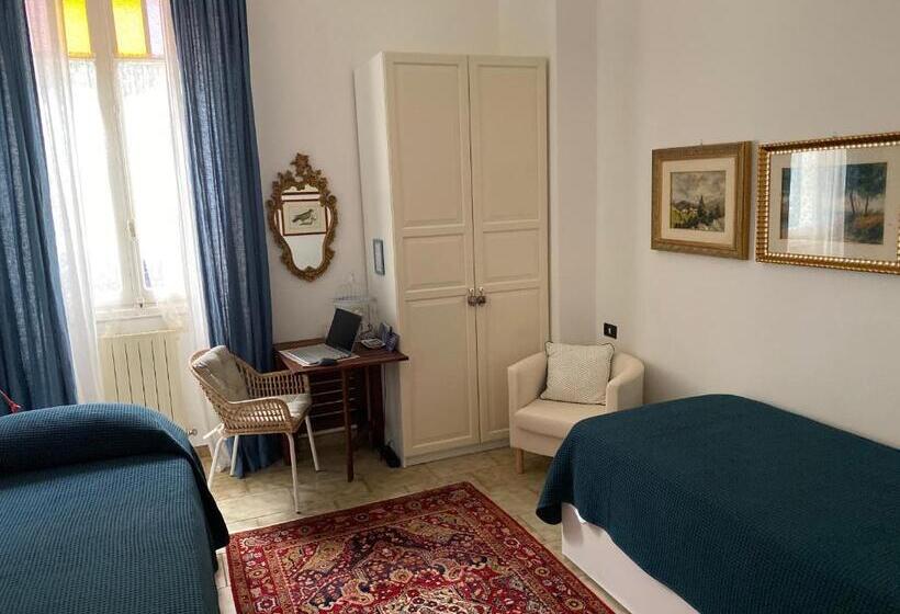 Standard room with outdoor bath, Lungomare Portoturistico