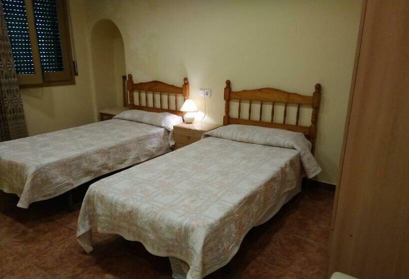 스탠다드 룸, Can Gusó