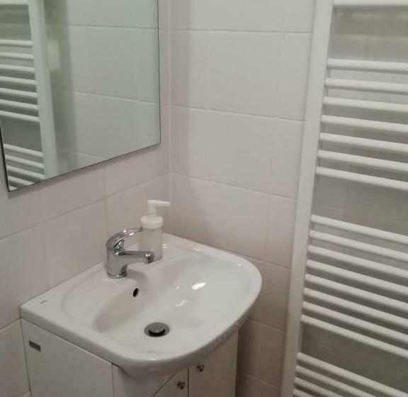 标准间, Chata Matylda