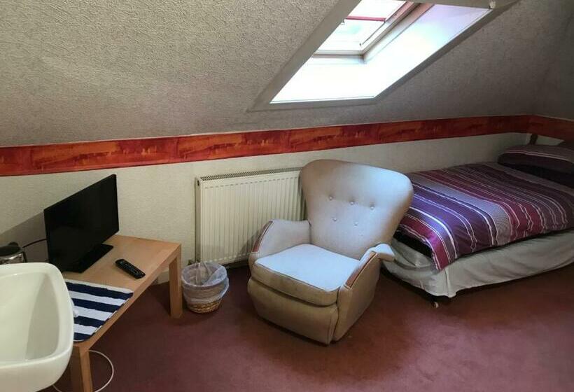 エコノミールーム, Glades House