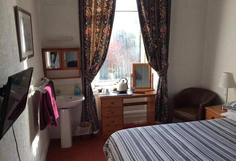 バス共有のスタンダードルーム, Glades House