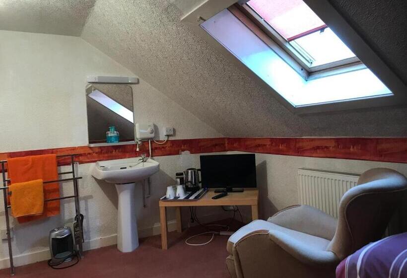 エコノミールーム, Glades House