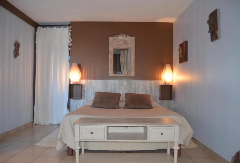 Семейный Номер, La Maison Du Pecheur