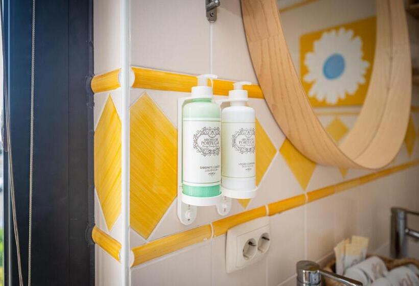 جناح عائلي, Lourenço S House Deluxe Cascais