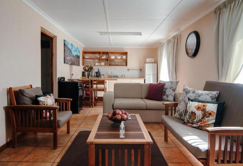 Шале 1 Спальня, Kunje Guesthouse