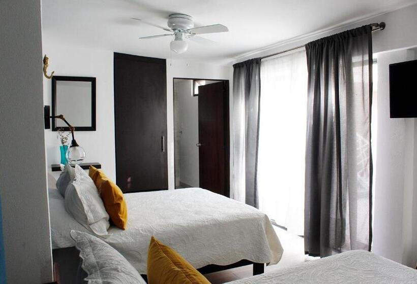 اتاق استاندارد با 2 تخت دوبل, Suites Ciento 37