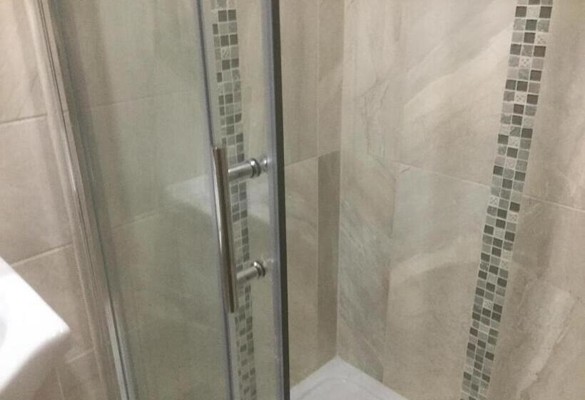 חדר דלוקס, The Crossroads B&b