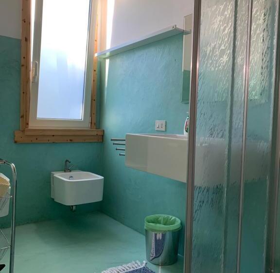 غرفة قياسية, Casale Artemisia Capalbio