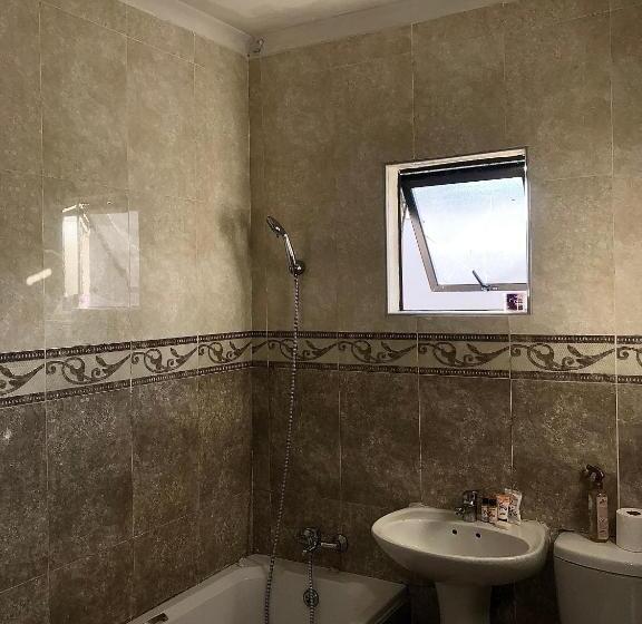 Шале 1 Спальня, Esangweni Guest House