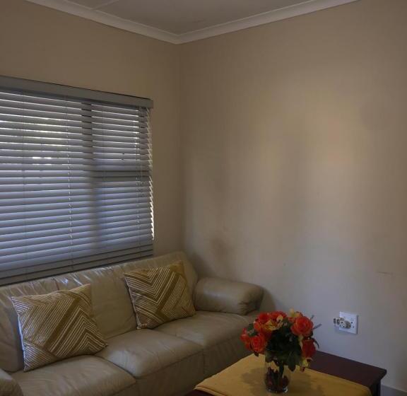 一居室别墅, Esangweni Guest House