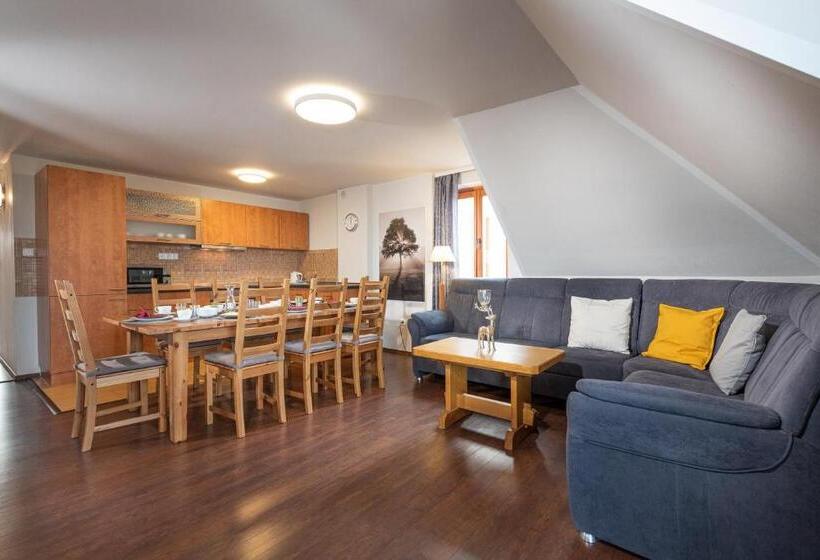 1 Bedroom Penthouse Apartment, Dorf Residenz