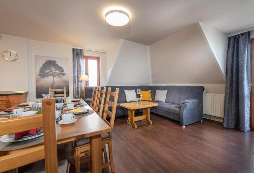 1 Bedroom Penthouse Apartment, Dorf Residenz