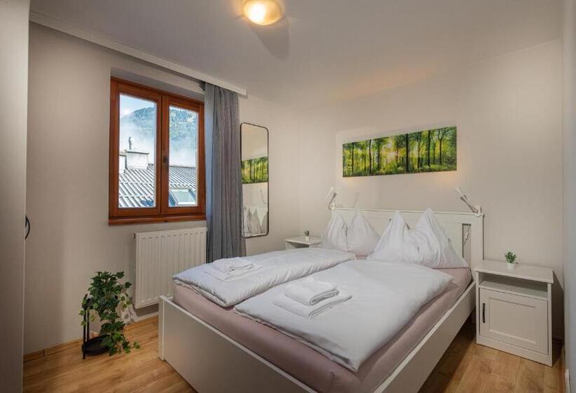 1 Bedroom Penthouse Apartment, Dorf Residenz