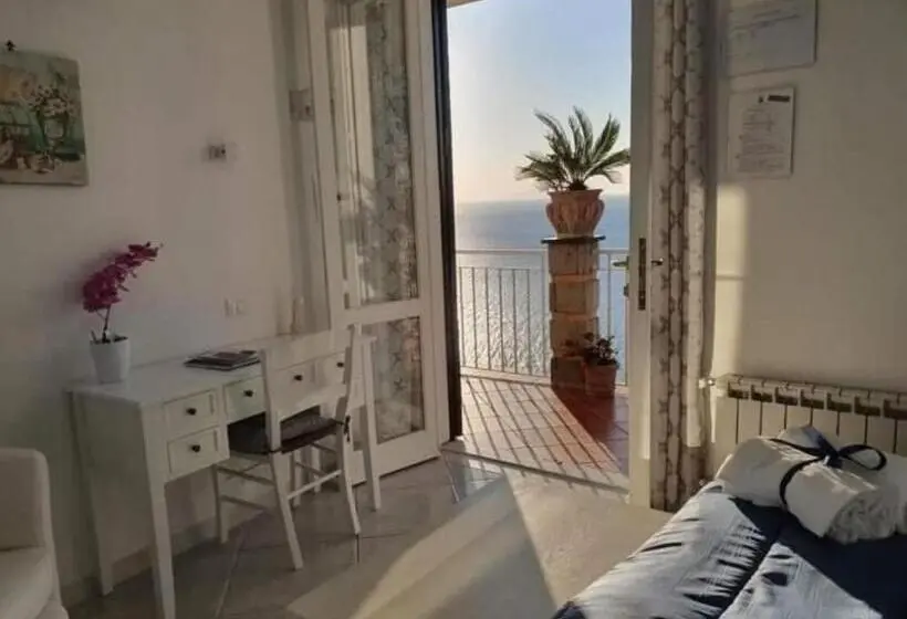 اتاق استاندارد با تخت بزرگ, La Palombara B&b