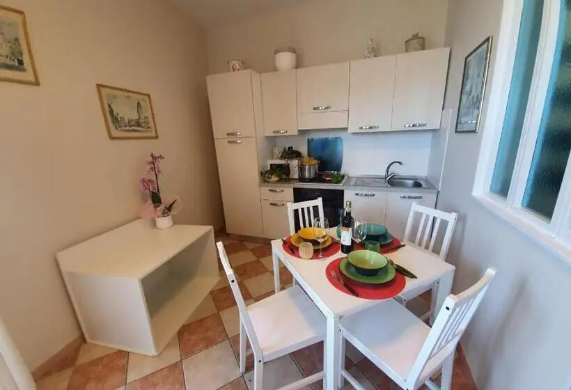 سوئیت جونیور خانوادگی, La Palombara B&b
