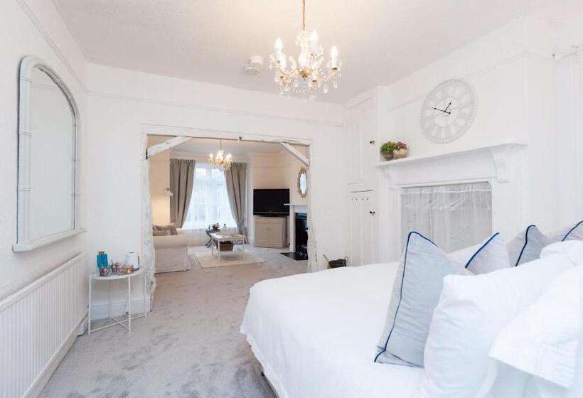 スイート, The Mariners Suite