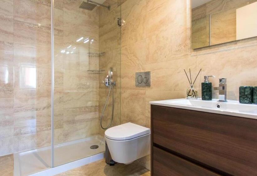 سوییت دوبلکس, Lx Design Apartment Near Congress Center