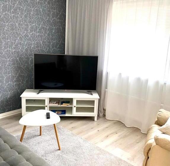Apartamento 2 Dormitórios, Hamina City Apartments