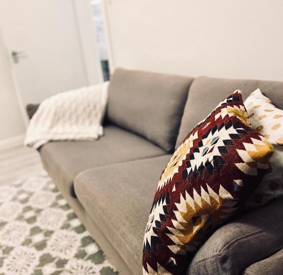 Apartamento 2 Dormitórios, Hamina City Apartments