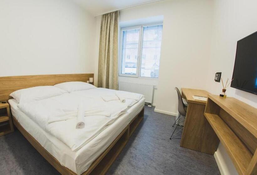 スタンダードルーム, Forea