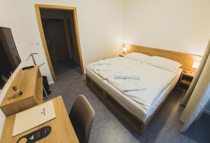 スタンダードルーム, Forea