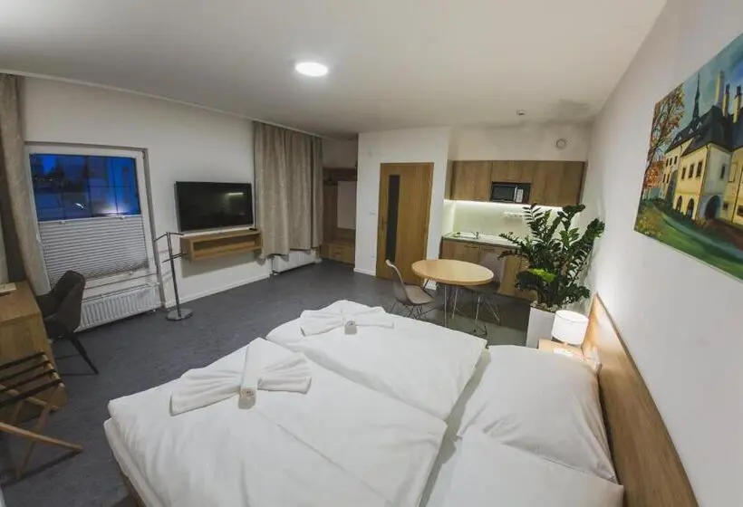 Habitación Deluxe, Forea