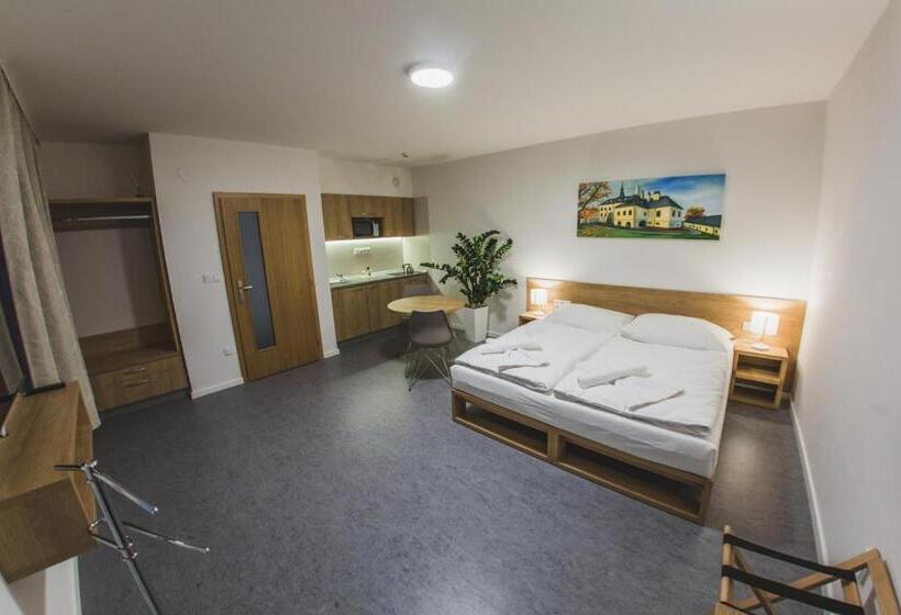 デラックスルーム, Forea