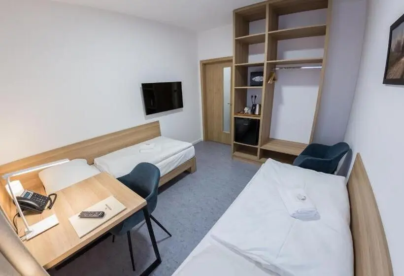 Habitación Economy, Forea