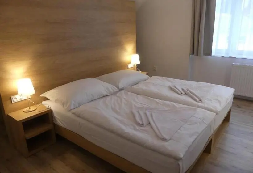 Apartamento 3 Dormitorios, Forea