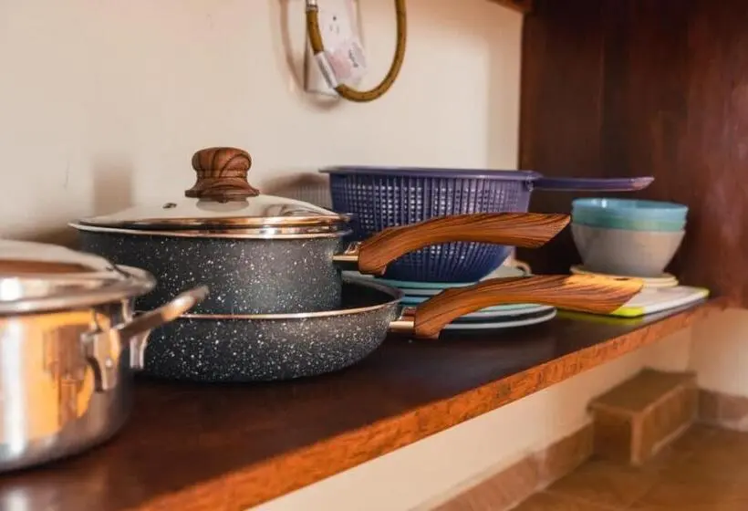 سوئیت با بالکن, Coccoloba Guest House
